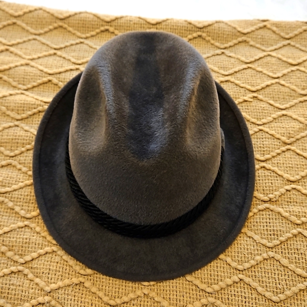 Vintage Andhurst genuine velour hat